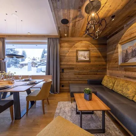 Sam Alm 1+2 Holiday home *